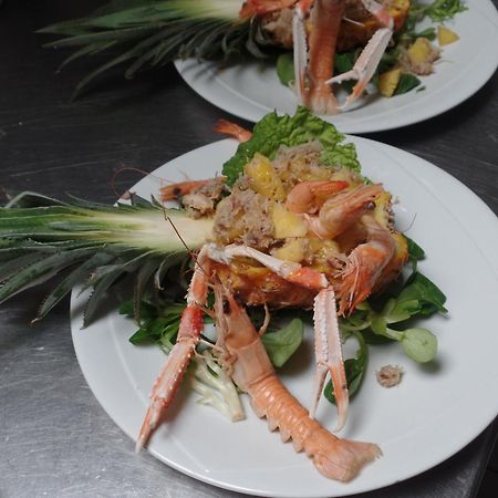 Logis Hotel Restaurant Le Commerce Guichen Luaran gambar