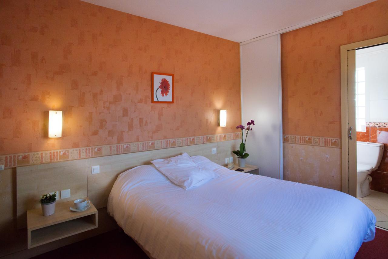 Logis Hotel Restaurant Le Commerce Guichen Luaran gambar