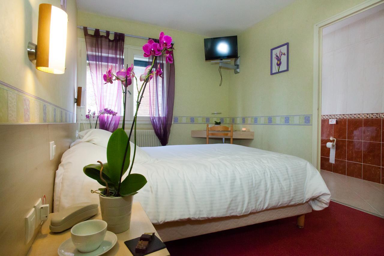 Logis Hotel Restaurant Le Commerce Guichen Luaran gambar