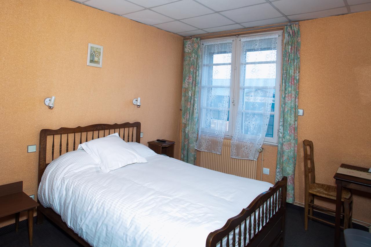 Logis Hotel Restaurant Le Commerce Guichen Luaran gambar